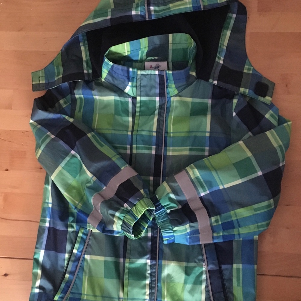 Kids Windbreaker Jacket size 5-6 Years
